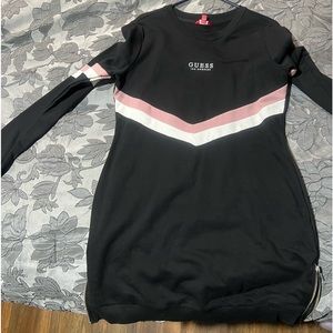 Size large GUESS LONG sleeve fleece DRESS.